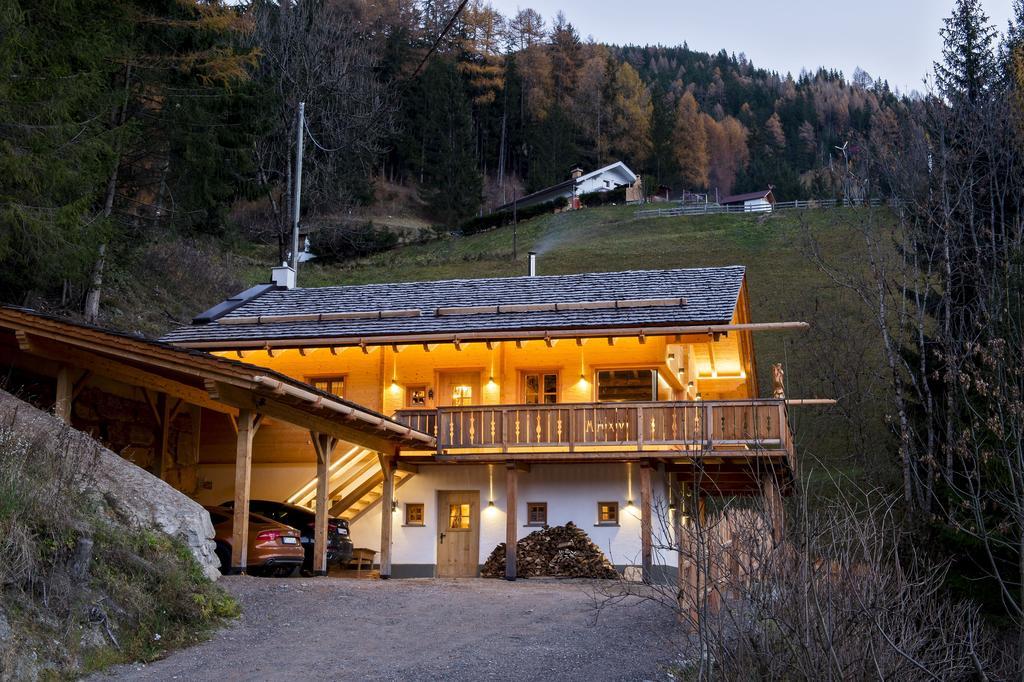 Wuidererhuettn, Charlet In Alleinlage Mit Freistehendem Saunahaus Großkirchheim Екстериор снимка